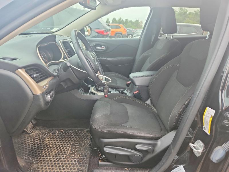 63776526 :رقم المزاد ، 1C4PJLCS2GW239504 vin ، 2016 Jeep Cherokee مزاد بيع
