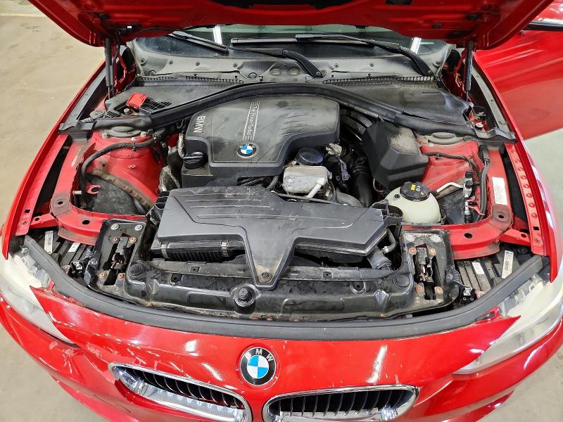 65152466 :رقم المزاد ، WBA3C3G58FNS73297 vin ، 2015 Bmw 320 مزاد بيع