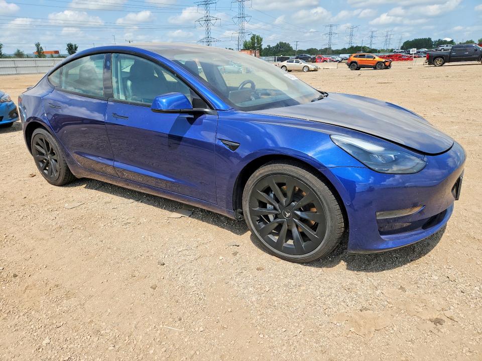 64433186 :رقم المزاد ، 5YJ3E1EA4NF371368 vin ، 2022 Tesla Model 3 مزاد بيع
