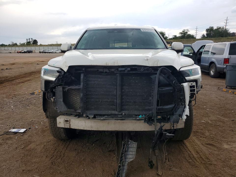 Продаж на аукціоні авто 2024 Toyota Tundra, vin: 5TFLA5DB0RX187649, номер лоту: 64209506