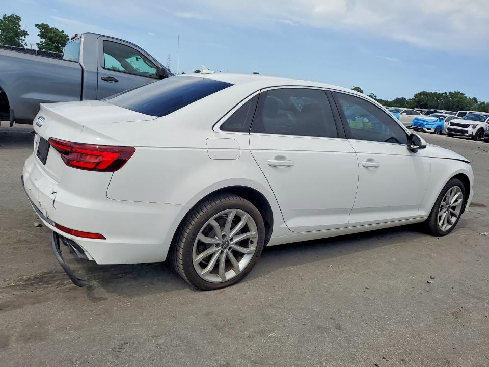 Продаж на аукціоні авто 2019 Audi A4, vin: WAUGMAF46KN002129, номер лоту: 65662896