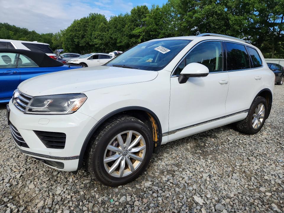 Aukcja sprzedaży 2016 Volkswagen Touareg, vin: WVGEF9BP9GD006400, numer aukcji: 63783556