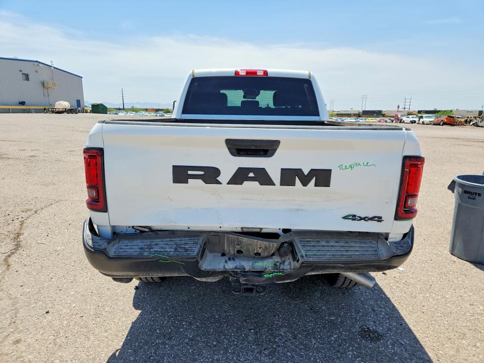 64451586 :رقم المزاد ، 3C6UR5CJ0TG245008 vin ، 2026 Ram 2500 Tradesman Crew مزاد بيع