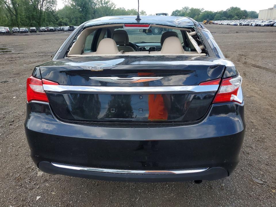 Продаж на аукціоні авто 2013 Chrysler 200, vin: 1C3CCBAB6DN568704, номер лоту: 65614136