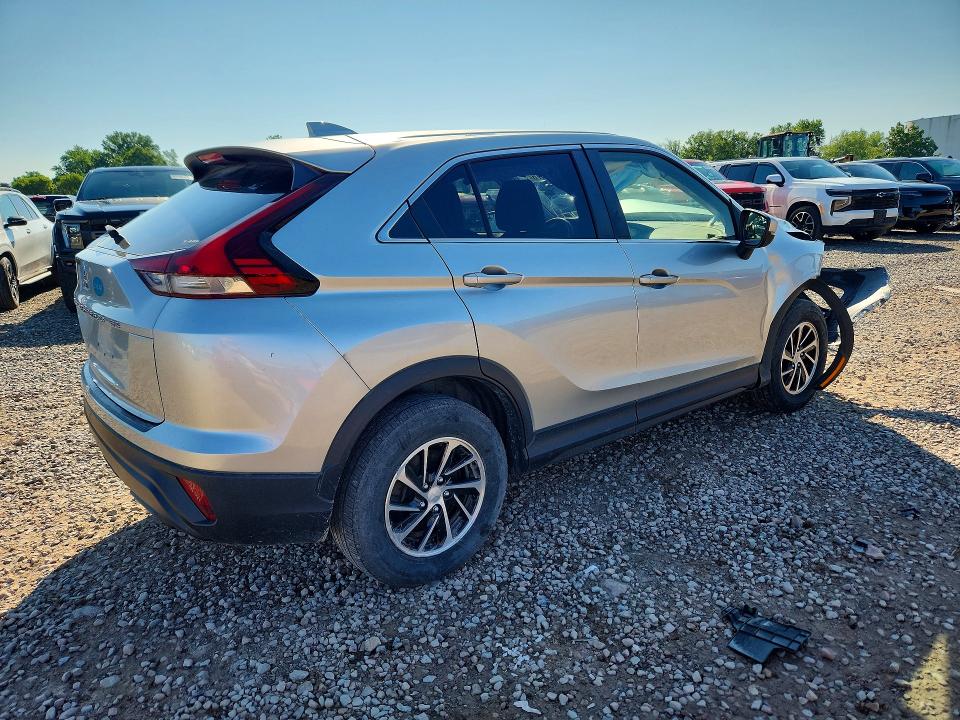 63239076 :رقم المزاد ، JA4ATUAA6NZ054247 vin ، 2022 Mitsubishi Eclipse Cross مزاد بيع