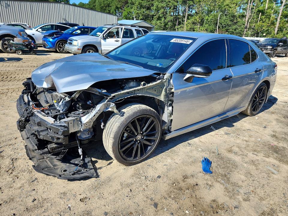 2022 Toyota Camry მანქანა იყიდება აუქციონზე, vin: 4T1K31AK6NU598144, აუქციონის ნომერი: 65209146