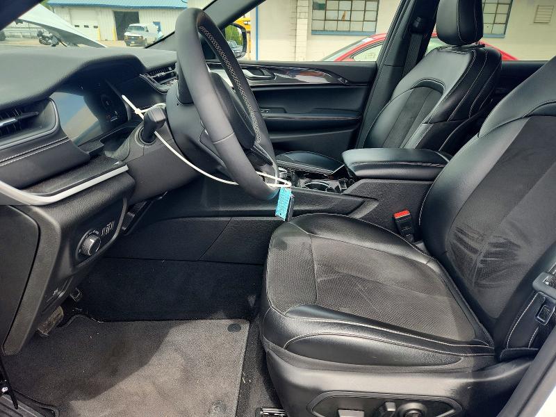 2023 Jeep Grand Cherokee მანქანა იყიდება აუქციონზე, vin: 1C4RJKAGXP8736127, აუქციონის ნომერი: 65493686