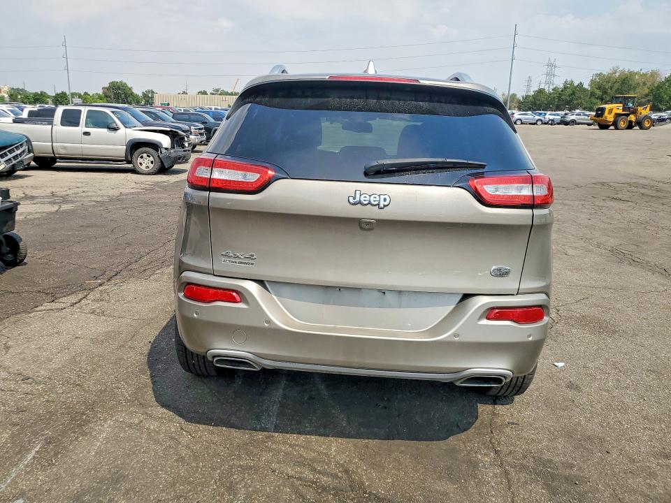 61442576 :رقم المزاد ، 1C4PJMJS9GW301652 vin ، 2016 Jeep Cherokee مزاد بيع