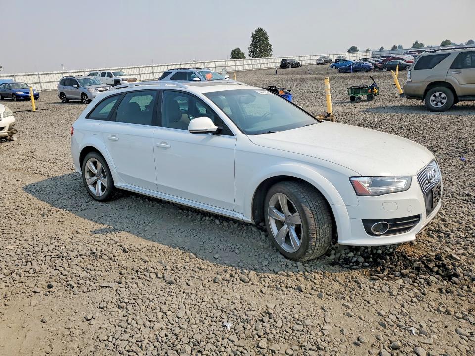 Продажа на аукционе авто 2014 Audi A4 Allroad, vin: WA1UFAFL7EA148164, номер лота: 64626636