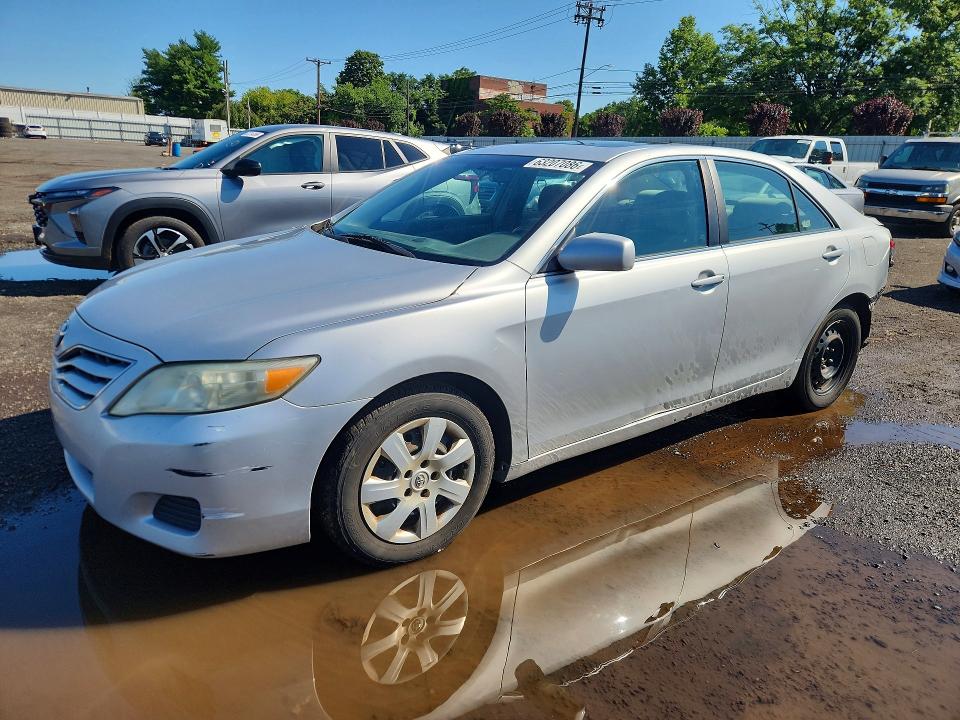 63207086 :رقم المزاد ، 4T1BF3EK3AU025340 vin ، 2010 Toyota Camry مزاد بيع