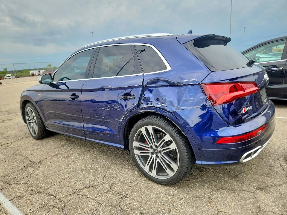 64618326 :رقم المزاد ، WA1C4AFY8J2161538 vin ، 2018 Audi Sq5 مزاد بيع