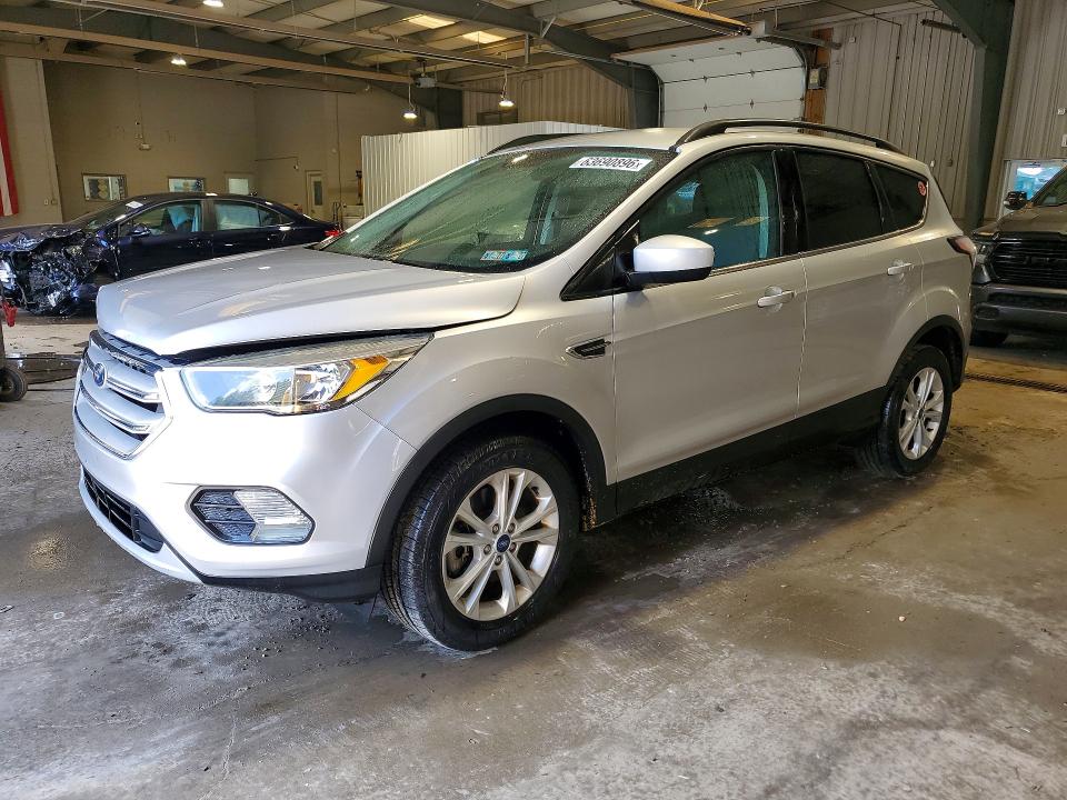 Продаж на аукціоні авто 2018 Ford Escape, vin: 1FMCU9GD5JUA49778, номер лоту: 63690896