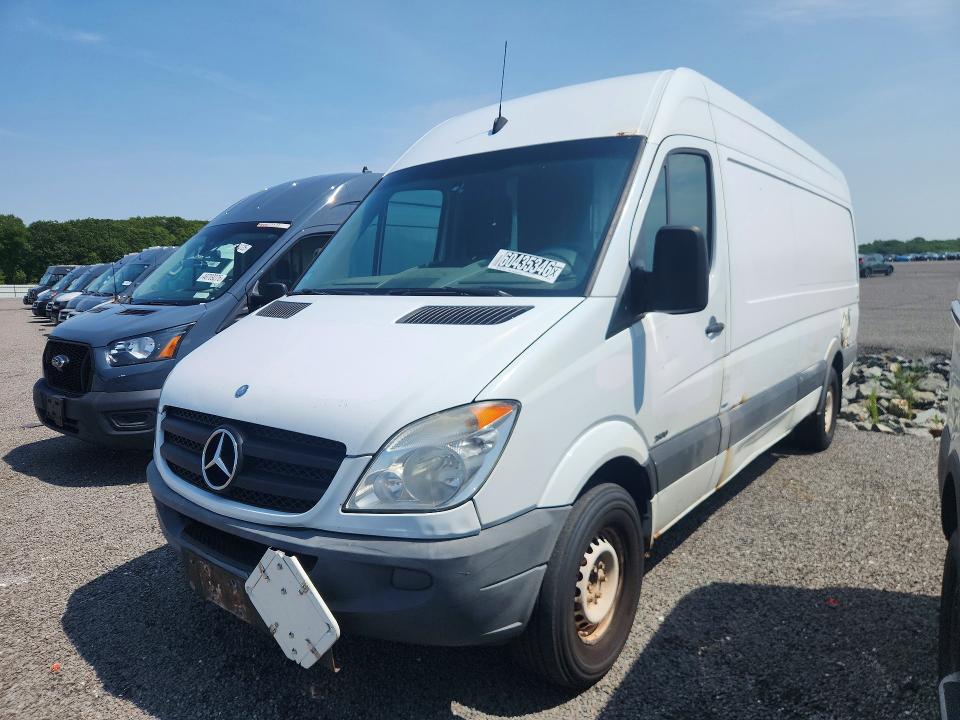 2011 Mercedes-benz Sprinter მანქანა იყიდება აუქციონზე, vin: WD3PE8CBXB5573581, აუქციონის ნომერი: 60435346