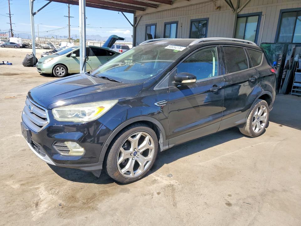 2017 Ford Escape მანქანა იყიდება აუქციონზე, vin: 1FMCU0J93HUC80253, აუქციონის ნომერი: 66656276