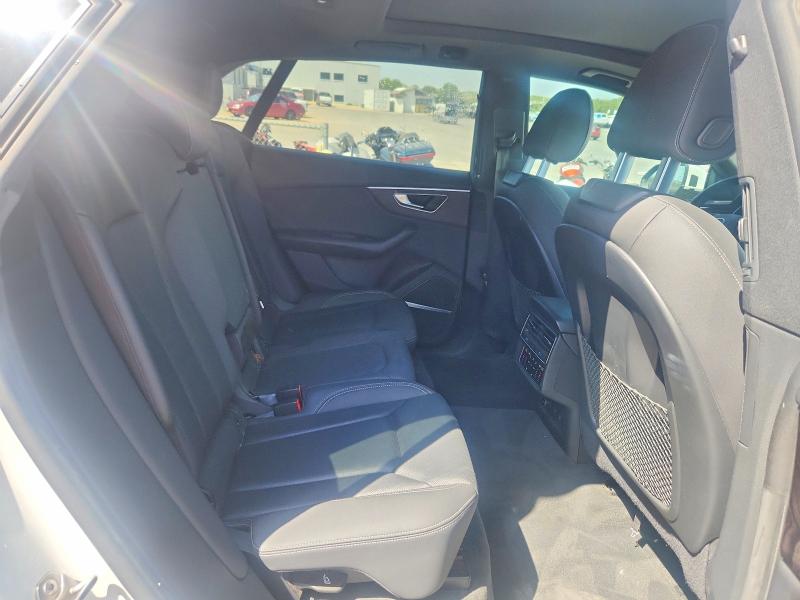 65830696 :رقم المزاد ، WA1FVAF14MD026496 vin ، 2021 Audi Q8 مزاد بيع