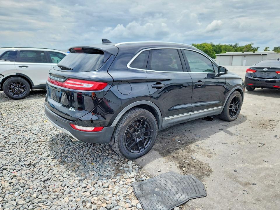 Продажа на аукционе авто 2015 Lincoln Mkc, vin: 5LMCJ1A94FUJ45338, номер лота: 63607216