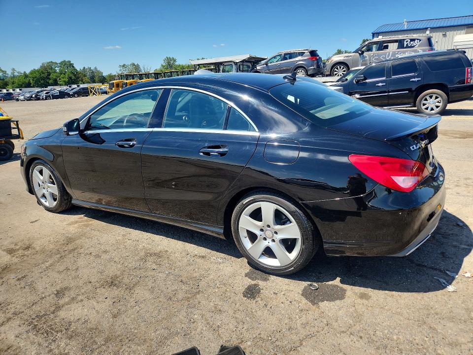 64019206 :رقم المزاد ، WDDSJ4GB4HN423527 vin ، 2017 Mercedes-benz Cla مزاد بيع
