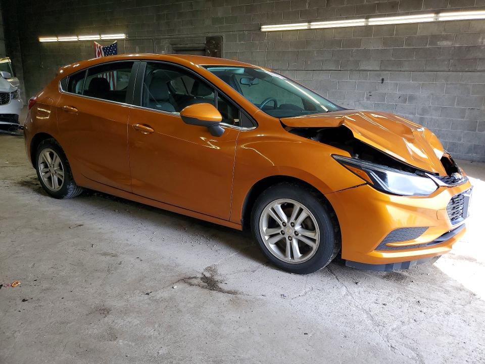 2017 Chevrolet Cruze მანქანა იყიდება აუქციონზე, vin: 3G1BE6SM2HS589272, აუქციონის ნომერი: 65581656