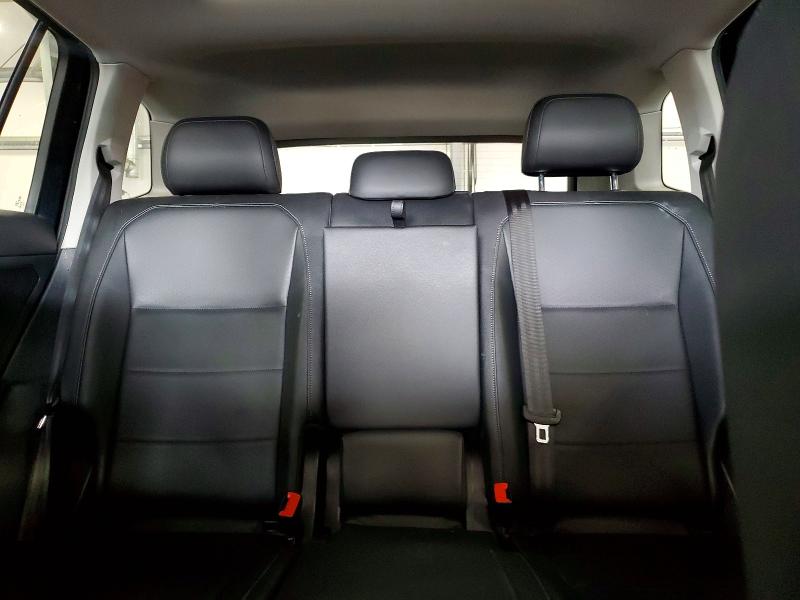 63308066 :رقم المزاد ، 3VV2B7AX8LM087592 vin ، 2020 Volkswagen Tiguan مزاد بيع