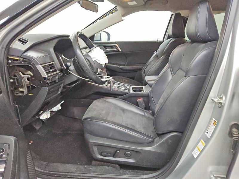 63355246 :رقم المزاد ، JA4J3UA81NZ026756 vin ، 2022 Mitsubishi Outlander مزاد بيع