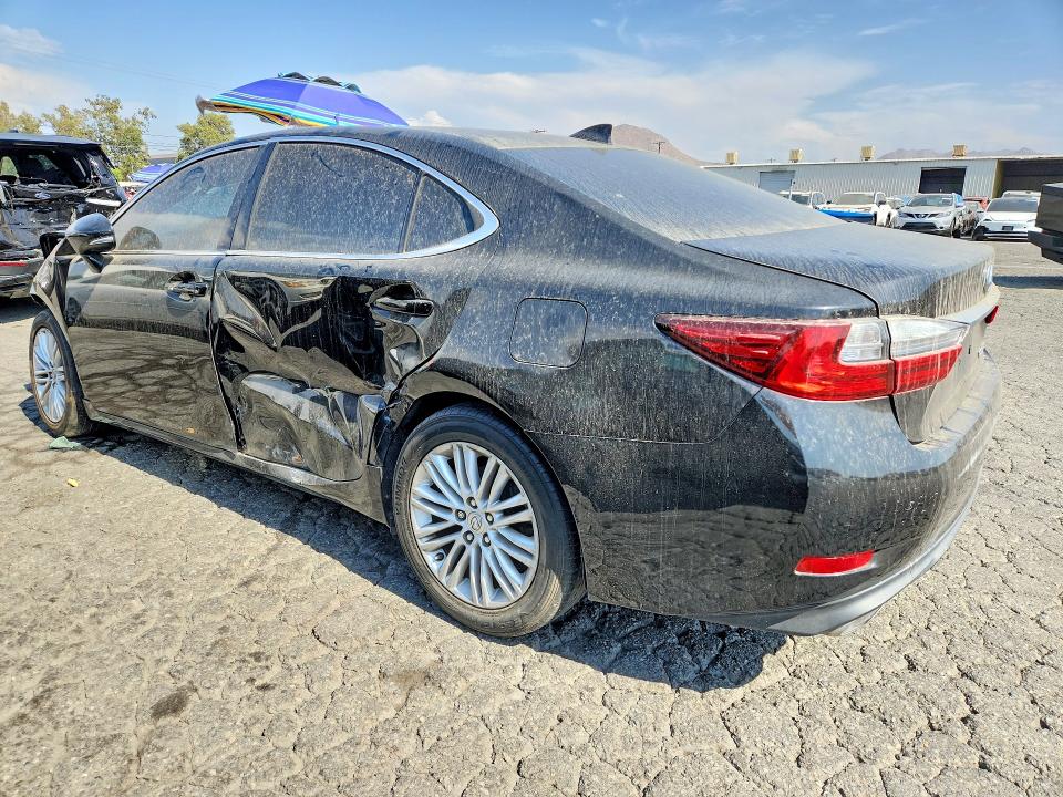 63612466 :رقم المزاد ، 58ABK1GG9HU047760 vin ، 2017 Lexus Es مزاد بيع