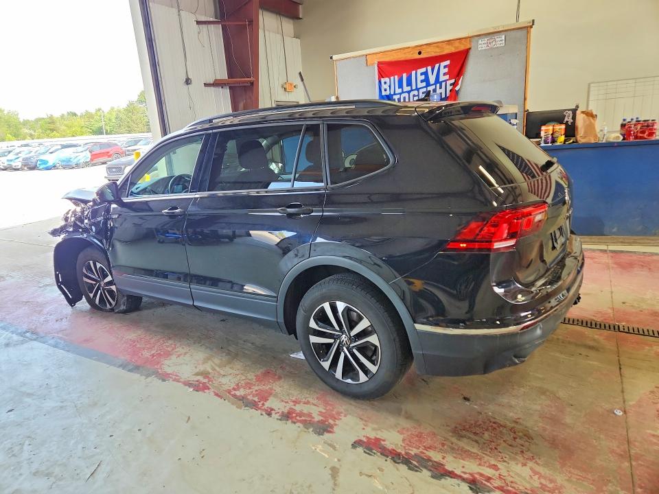 64076286 :رقم المزاد ، 3VVFB7AX5PM067954 vin ، 2023 Volkswagen Tiguan مزاد بيع