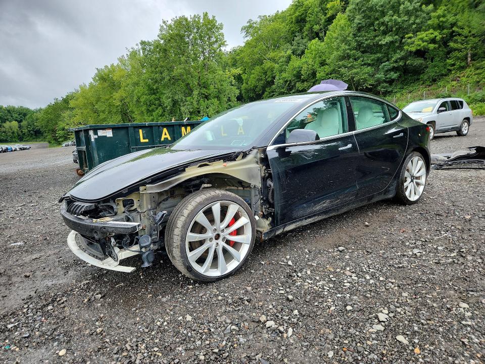 2019 Tesla Model 3 მანქანა იყიდება აუქციონზე, vin: 5YJ3E1EB0KF440366, აუქციონის ნომერი: 63003686