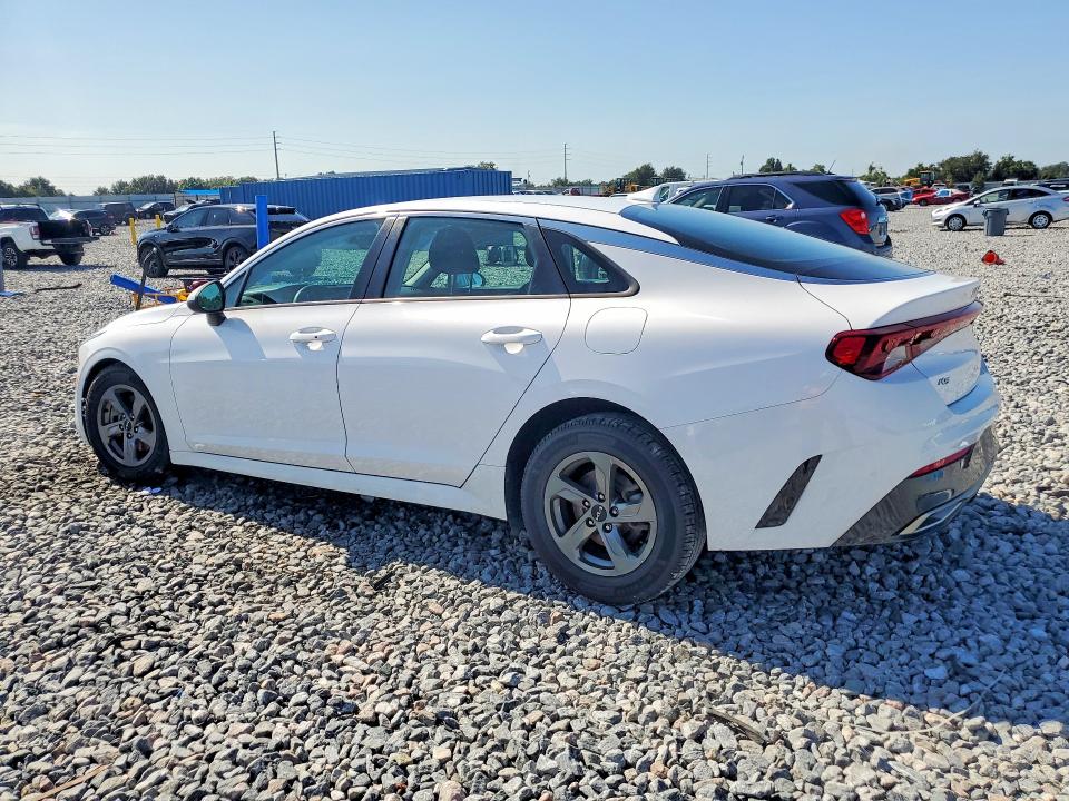 64800976 :رقم المزاد ، 5XXG14J28NG140208 vin ، 2022 Kia K5 مزاد بيع
