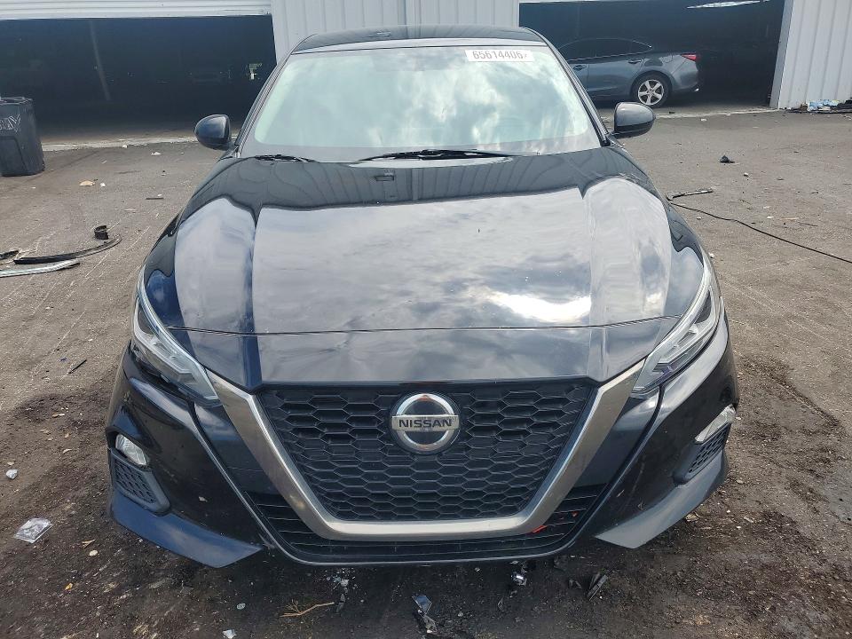 65614406 :رقم المزاد ، 1N4BL4CW8KC177653 vin ، 2019 Nissan Altima مزاد بيع