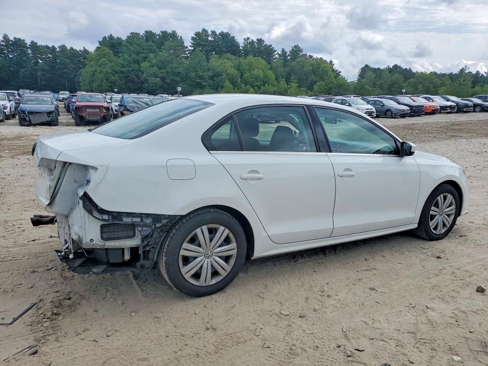 65004266 :رقم المزاد ، 3VW2B7AJ3HM369556 vin ، 2017 Volkswagen Jetta مزاد بيع