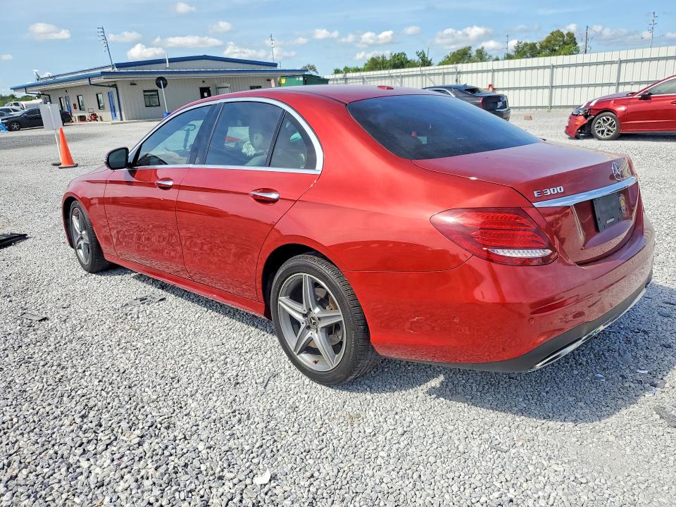 65586036 :رقم المزاد ، WDDZF4JB1JA487515 vin ، 2018 Mercedes-benz E مزاد بيع