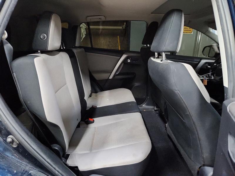 Продаж на аукціоні авто 2017 Toyota Rav4, vin: JTMRFREV5HD216087, номер лоту: 64629236