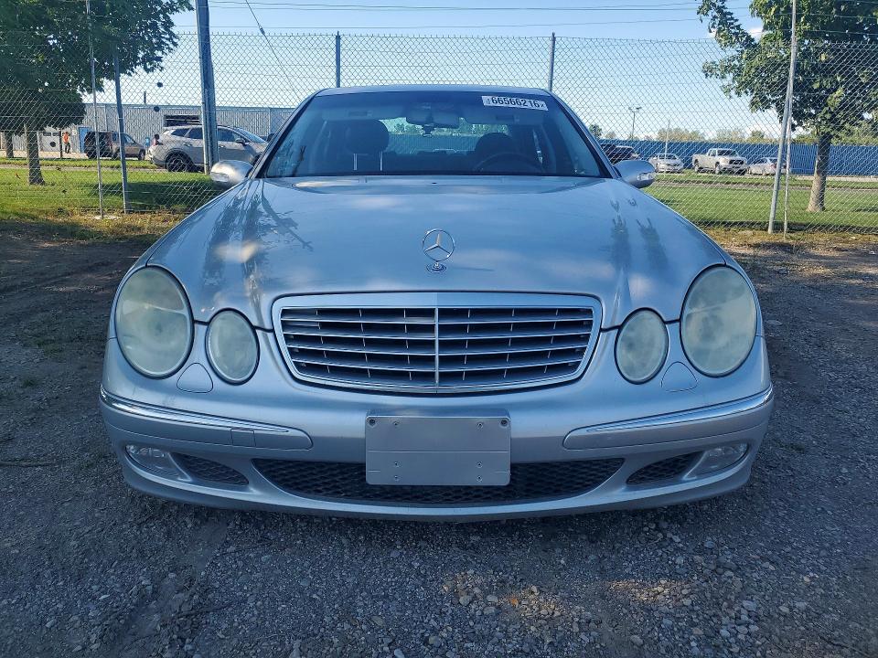 2003 Mercedes-benz E მანქანა იყიდება აუქციონზე, vin: WDBUF70J33A208758, აუქციონის ნომერი: 66566216