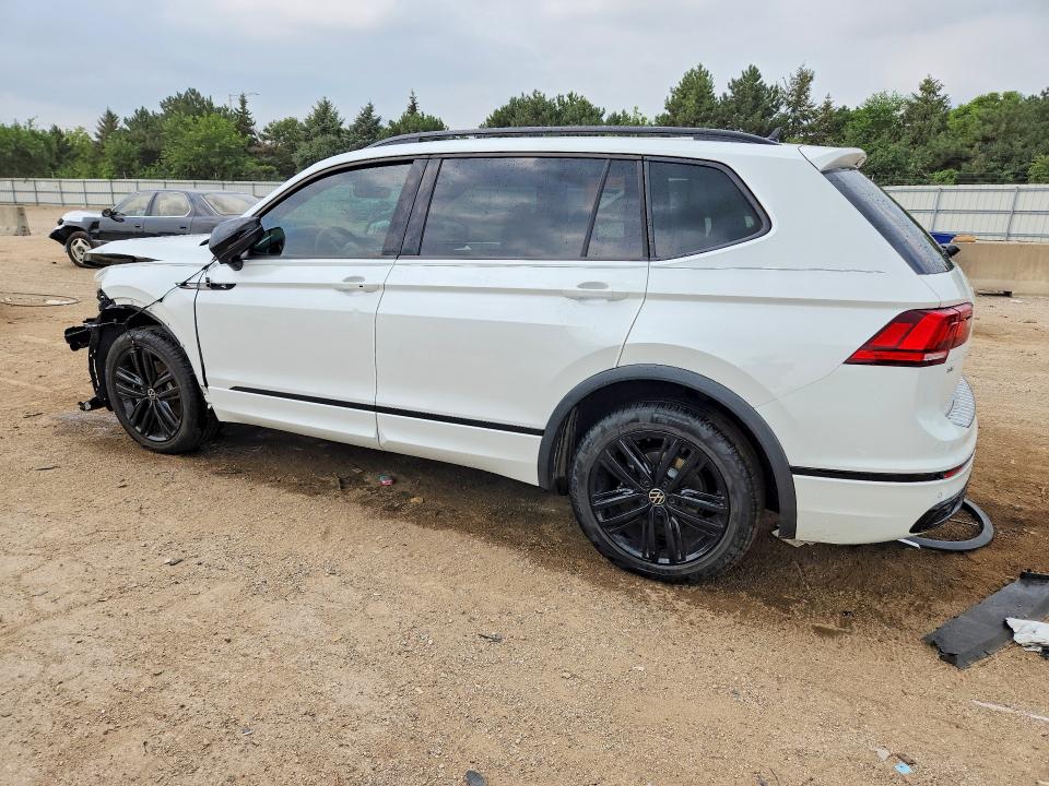 64286986 :رقم المزاد ، 3VV8B7AX4NM067983 vin ، 2022 Volkswagen Tiguan مزاد بيع