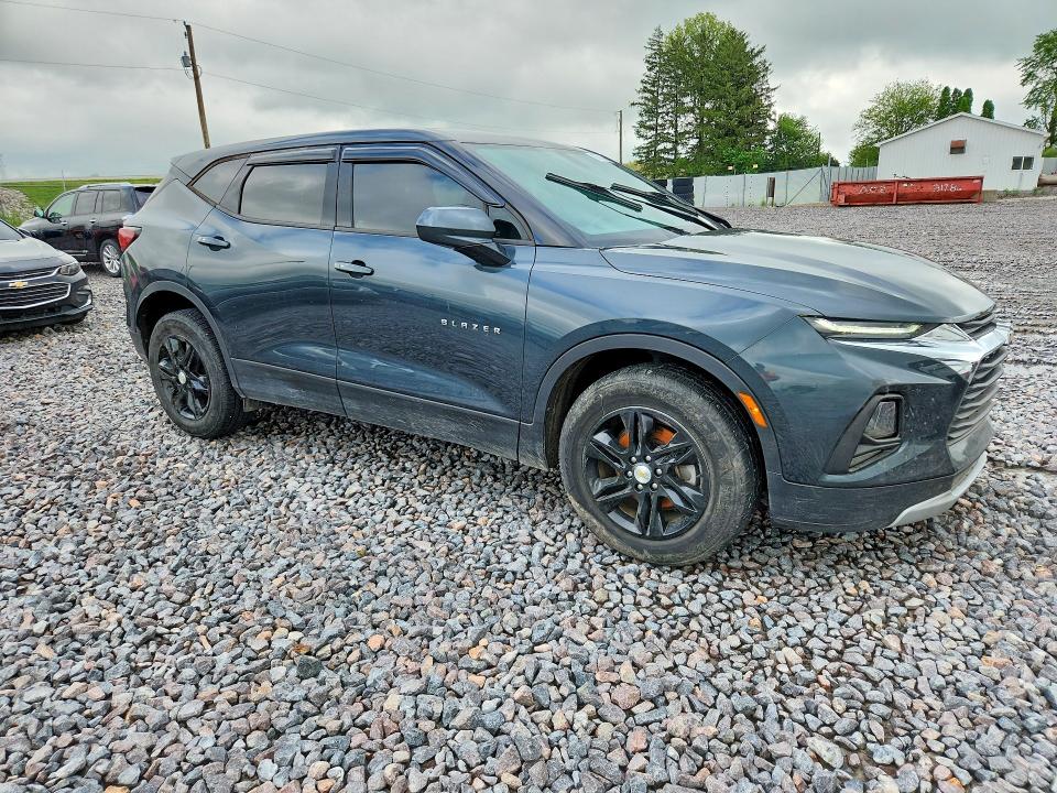 65709936 :رقم المزاد ، 3GNKBBRA6KS696800 vin ، 2019 Chevrolet Blazer مزاد بيع