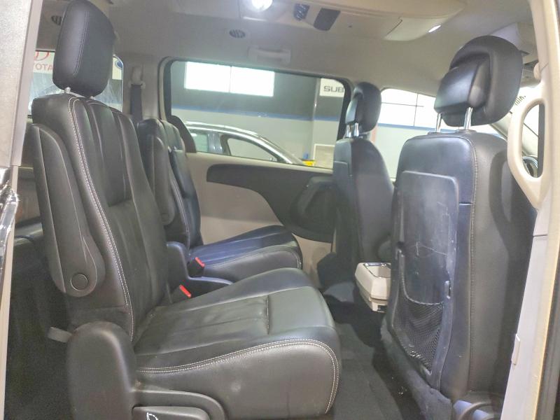63884806 :رقم المزاد ، 2C4RC1BGXGR289709 vin ، 2016 Chrysler Town & Country مزاد بيع