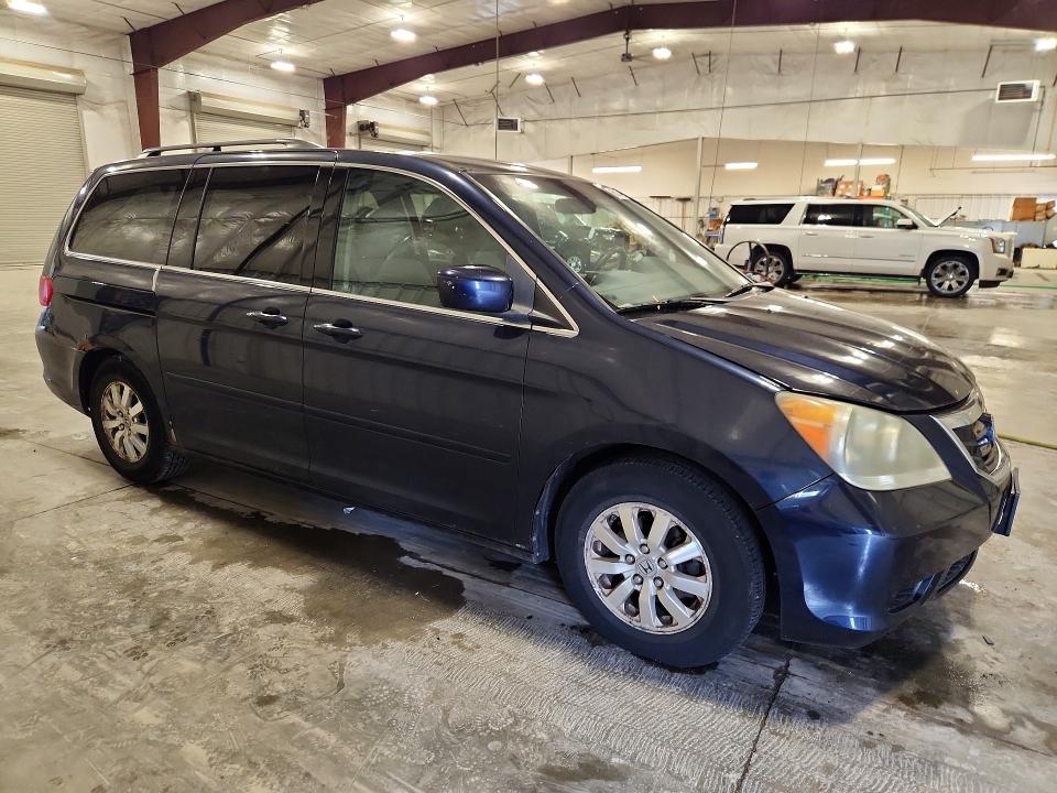 65087326 :رقم المزاد ، 5FNRL38488B027564 vin ، 2008 Honda Odyssey مزاد بيع
