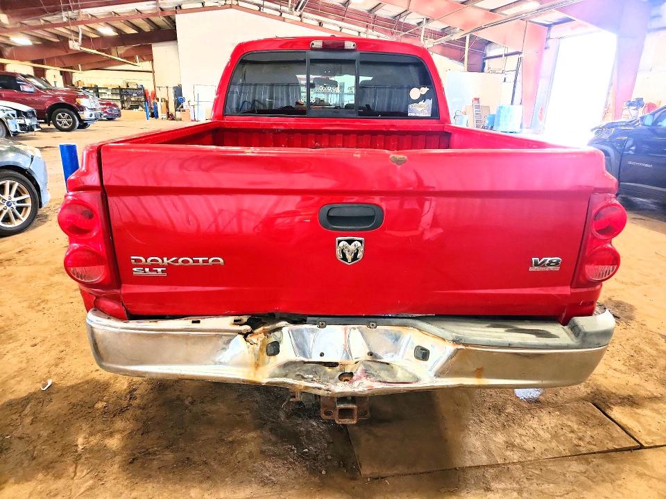 63836996 :رقم المزاد ، 1D7HW48N06S561388 vin ، 2006 Dodge Dakota مزاد بيع