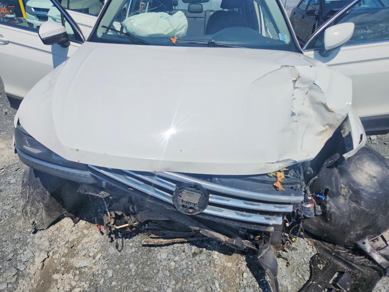 65797126 :رقم المزاد ، 3VV4B7AX9KM085048 vin ، 2019 Volkswagen Tiguan مزاد بيع