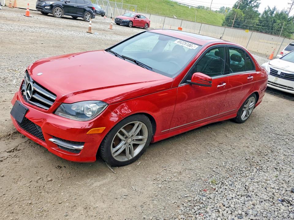 2014 Mercedes-benz C მანქანა იყიდება აუქციონზე, vin: WDDGF4HB3EA947163, აუქციონის ნომერი: 65225186