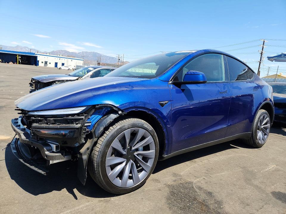 2026 Tesla Model Y მანქანა იყიდება აუქციონზე, vin: 7SAYGDEE8TF629881, აუქციონის ნომერი: 66251996