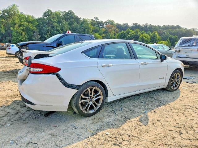 64297246 :رقم المزاد ، 3FA6P0LU7HR222525 vin ، 2017 Ford Fusion مزاد بيع