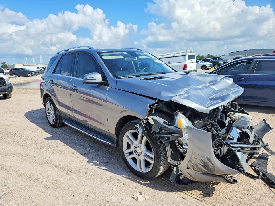 64742076 :رقم المزاد ، 4JGDA5JBXFA605606 vin ، 2015 Mercedes-benz Ml مزاد بيع