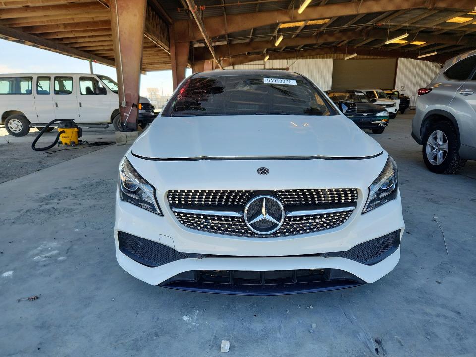 Продажа на аукционе авто 2018 Mercedes-benz Cla, vin: WDDSJ4EB2JN549281, номер лота: 64050376