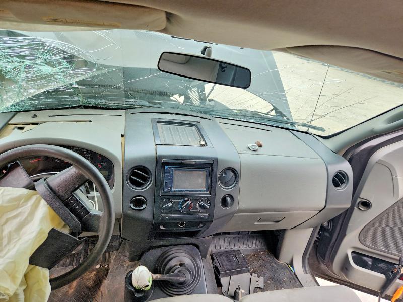 2005 Ford F150 მანქანა იყიდება აუქციონზე, vin: 1FTRF12265NB56886, აუქციონის ნომერი: 63577036
