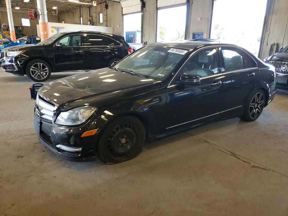 Продаж на аукціоні авто 2013 Mercedes-benz C, vin: WDDGF8ABXDA779442, номер лоту: 66766666