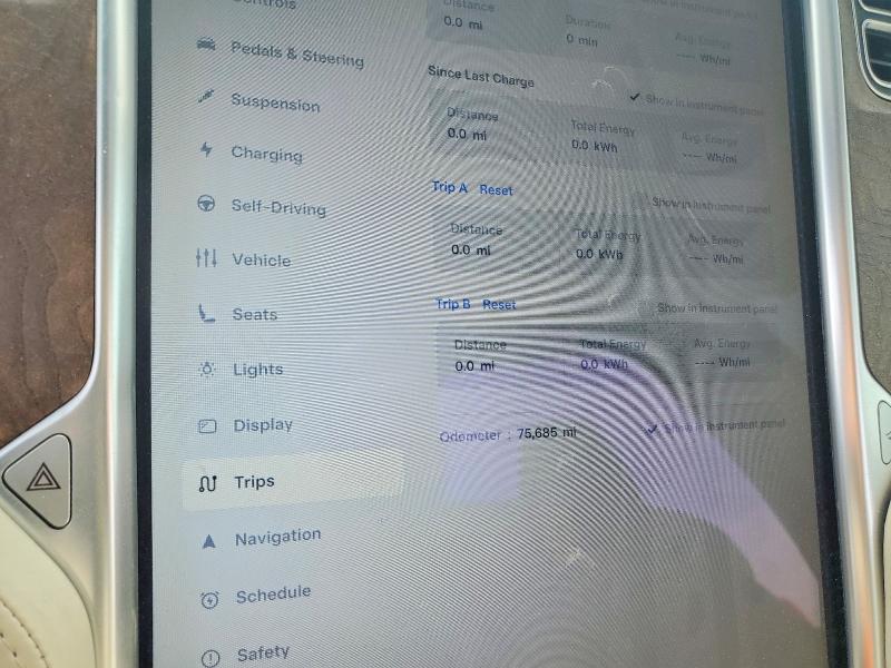 Продаж на аукціоні авто 2018 Tesla Model X, vin: 5YJXCBE44JF095534, номер лоту: 63785436