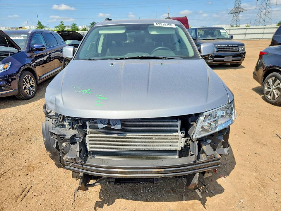 63518396 :رقم المزاد ، 3C4PDCBG5HT531823 vin ، 2017 Dodge Journey مزاد بيع