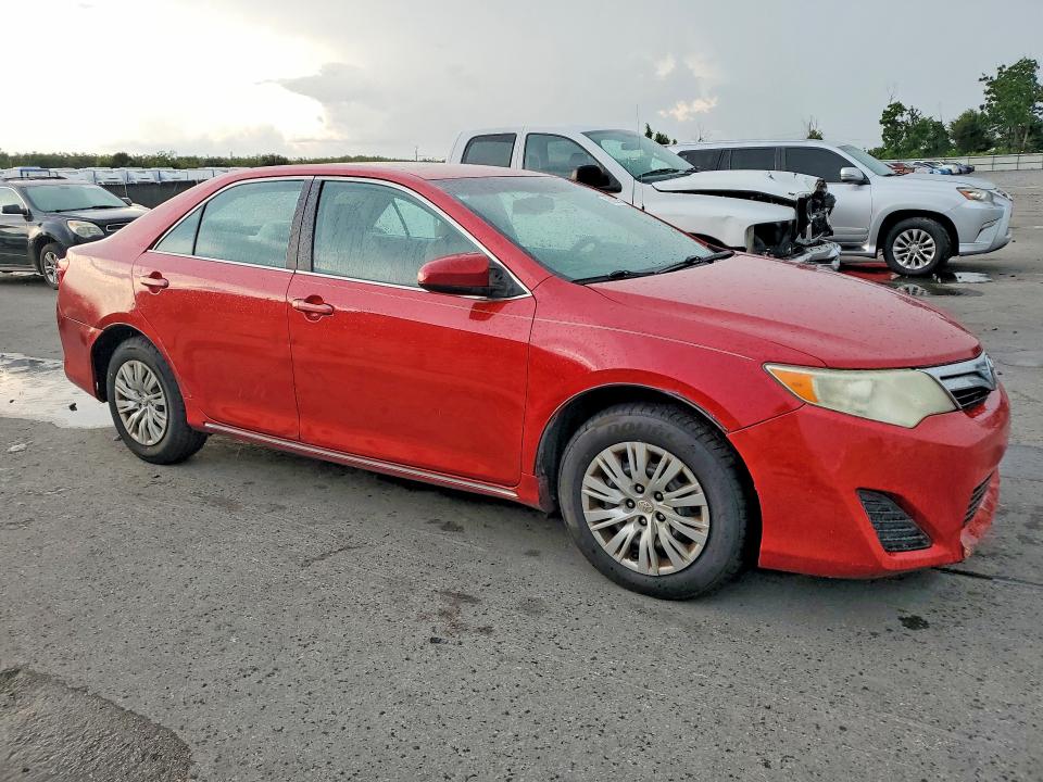 2014 Toyota Camry მანქანა იყიდება აუქციონზე, vin: 4T4BF1FK0ER358450, აუქციონის ნომერი: 65267086