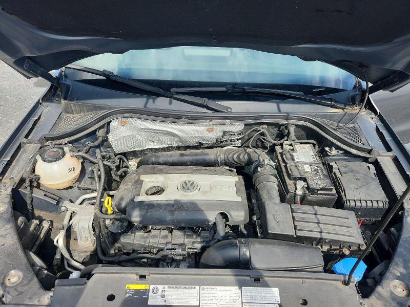 2018 Volkswagen Tiguan Limited მანქანა იყიდება აუქციონზე, vin: WVGBV7AX6JK005848, აუქციონის ნომერი: 66733716